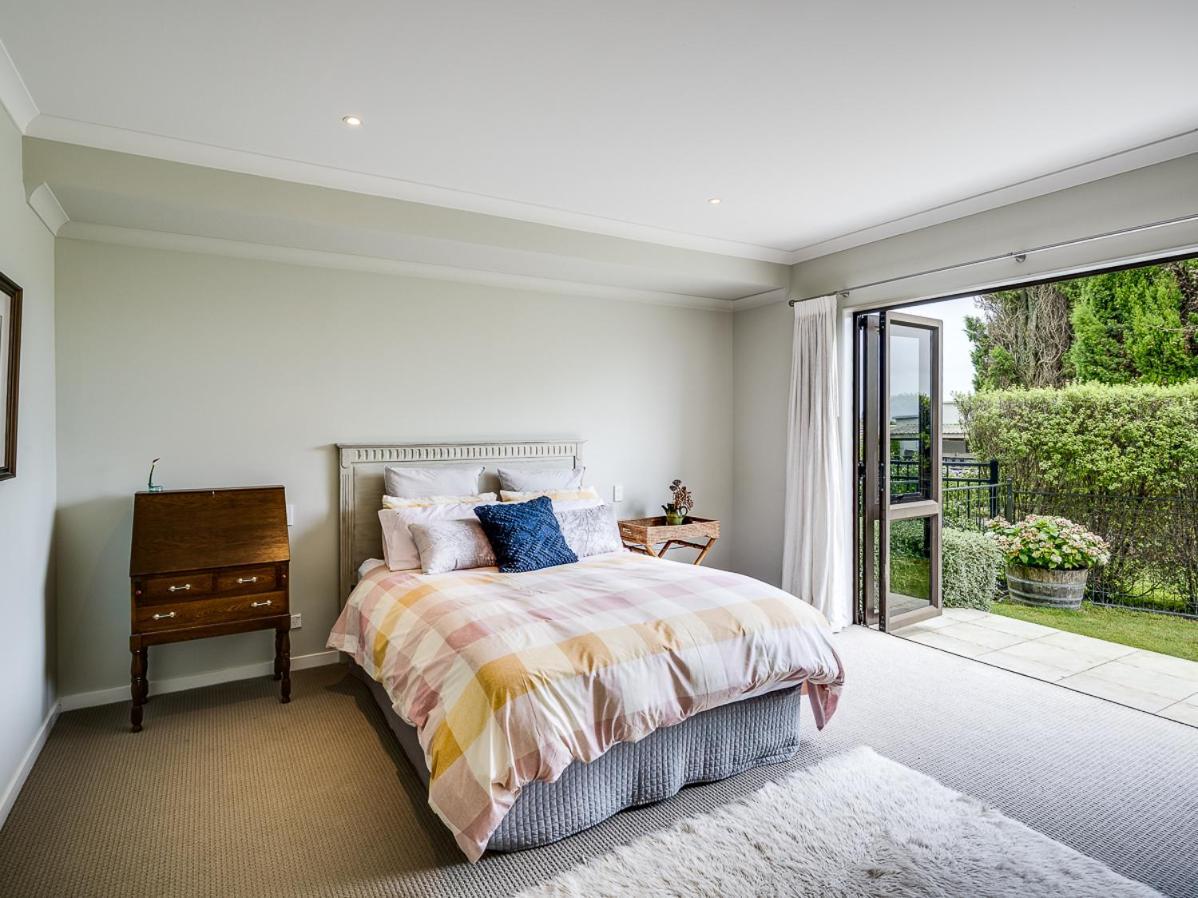 Busby Hill Villa - Havelock North Holiday Home المظهر الخارجي الصورة